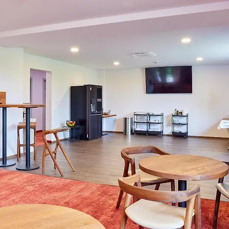 Hotel Hertz